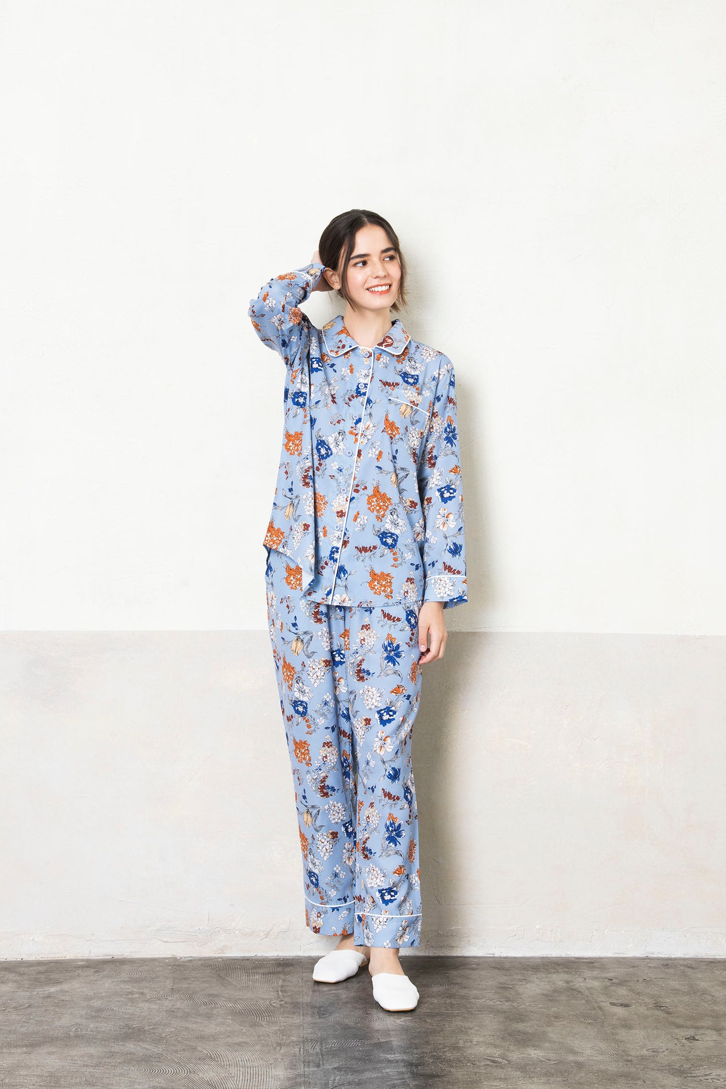 シルクタッチ サテンフラワー 花柄パジャマ(トップス)