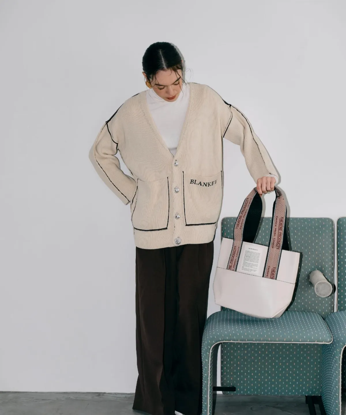 【THEATRE PRODUCTS】合皮テープバッグ Mサイズ