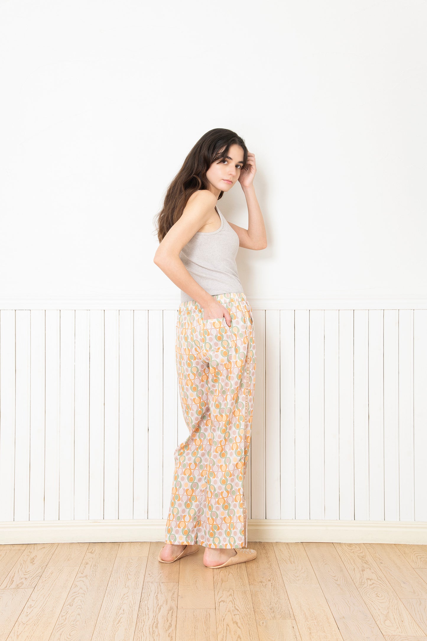 シルクタッチ Circle Geometry Relax Pants