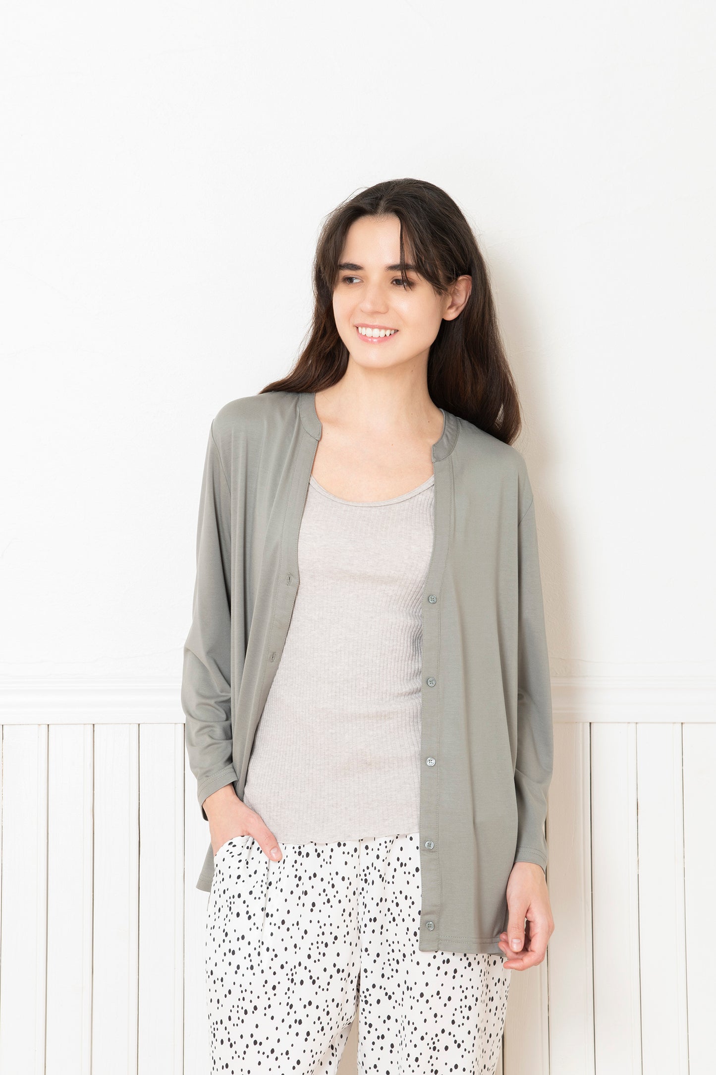 ソフトモダール カーディガン