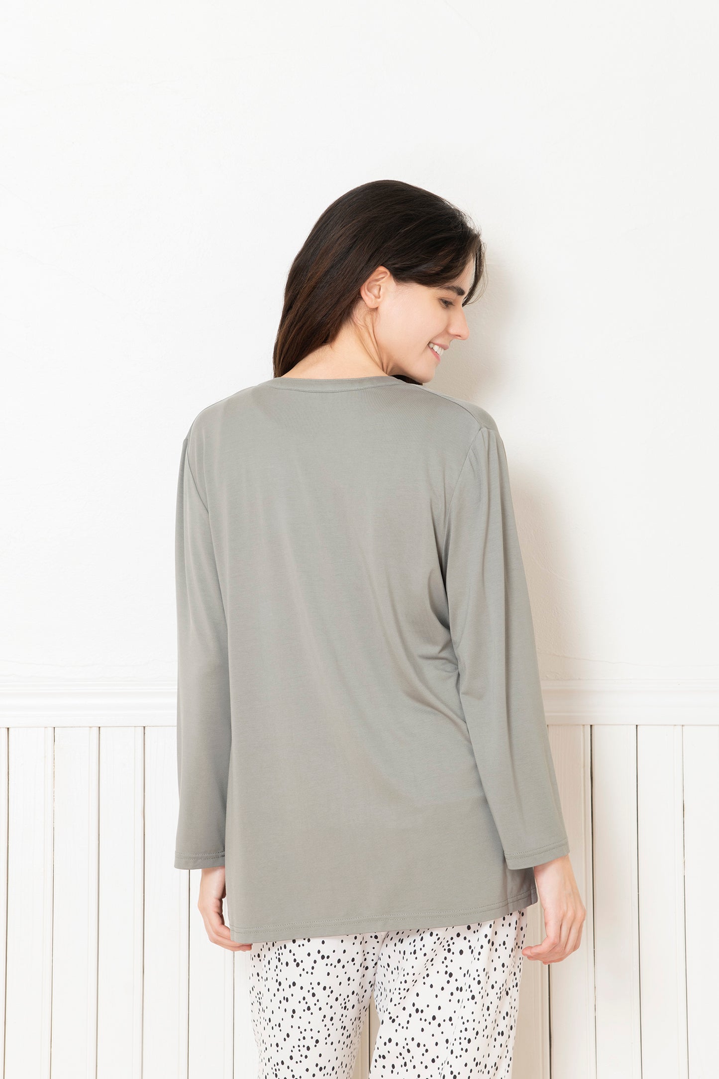 ソフトモダール カーディガン