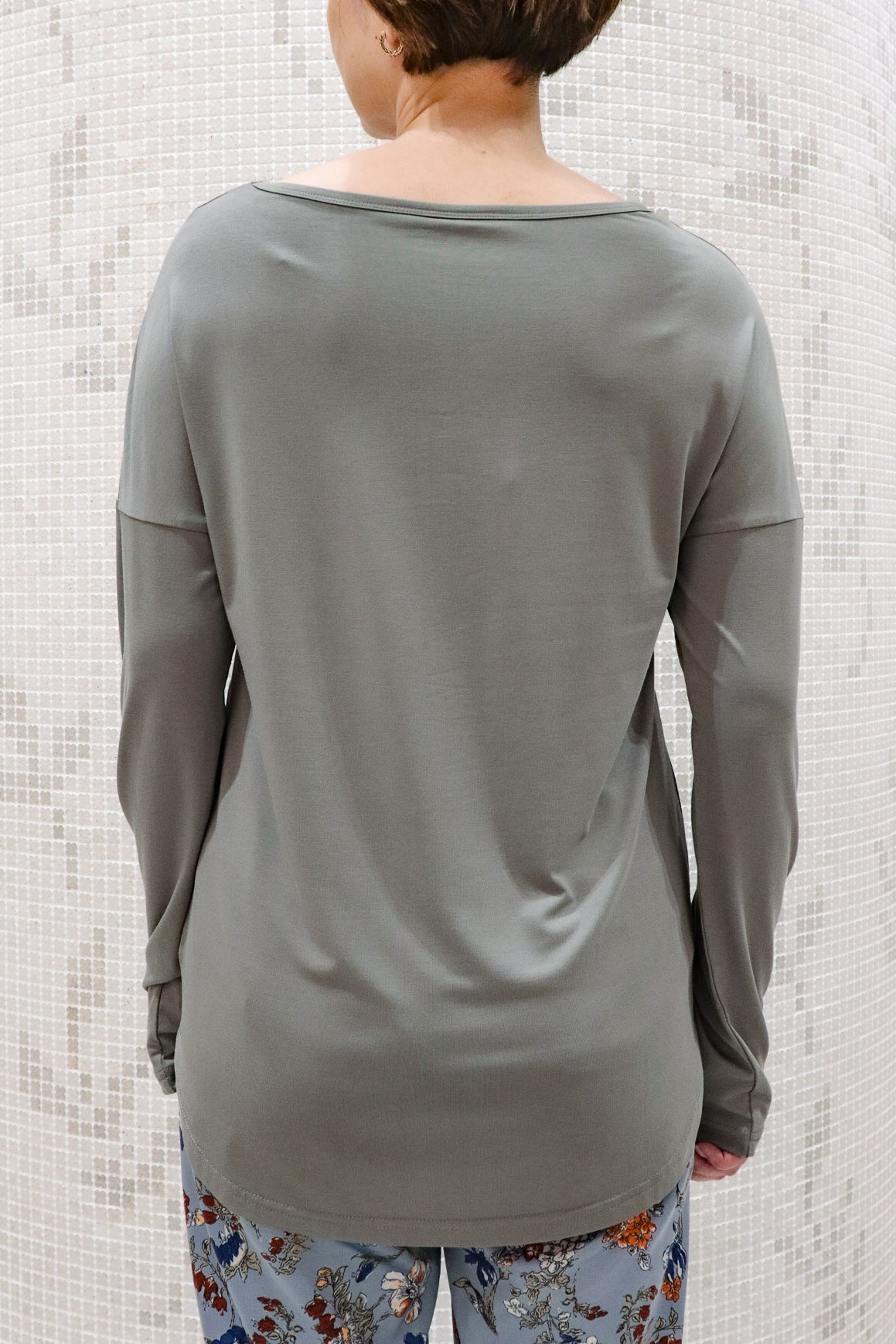 ソフトモダール ロゴロングスリーブTシャツ