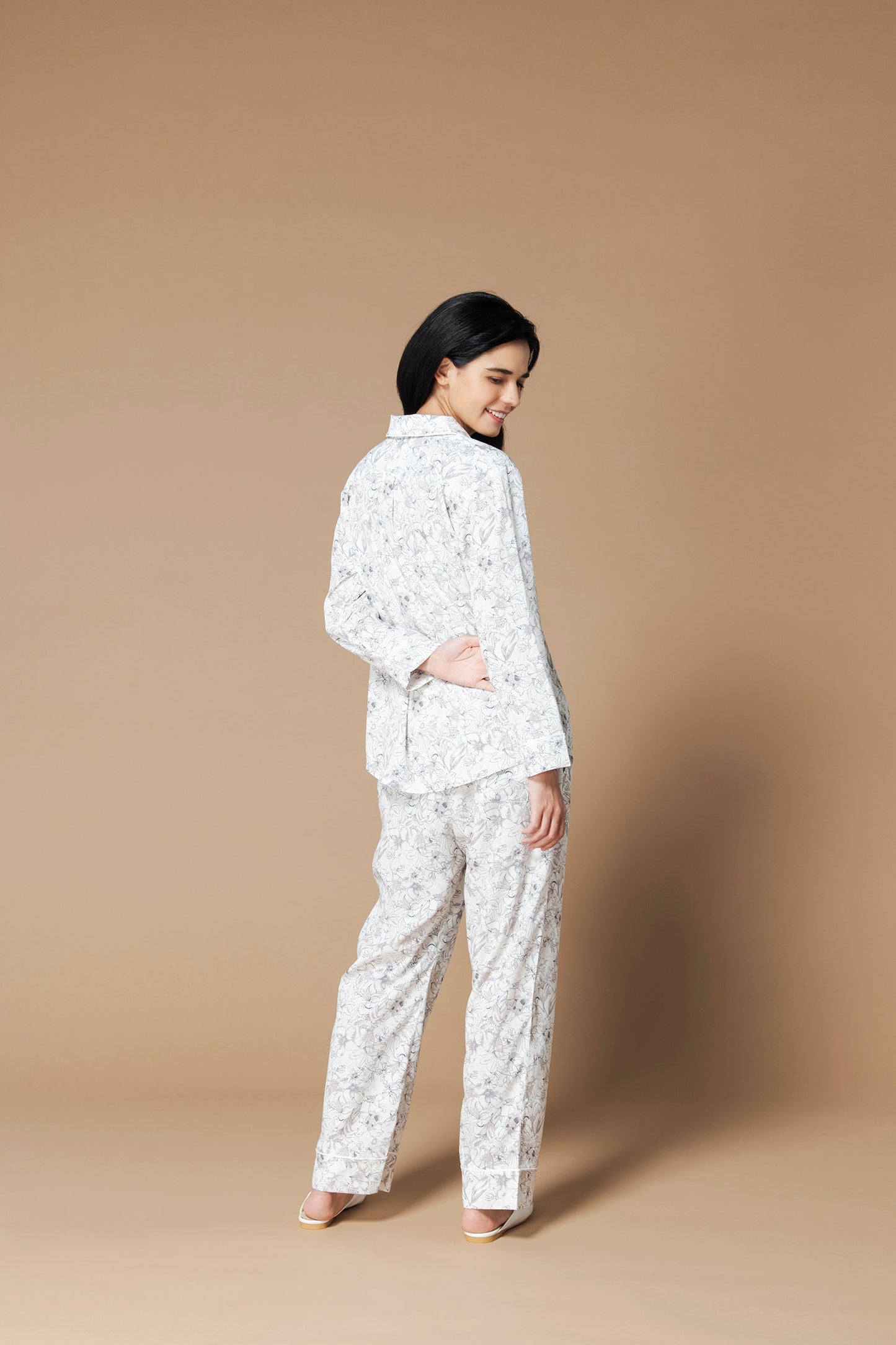 シルクタッチ アンベラタム 花柄パジャマ(トップス)