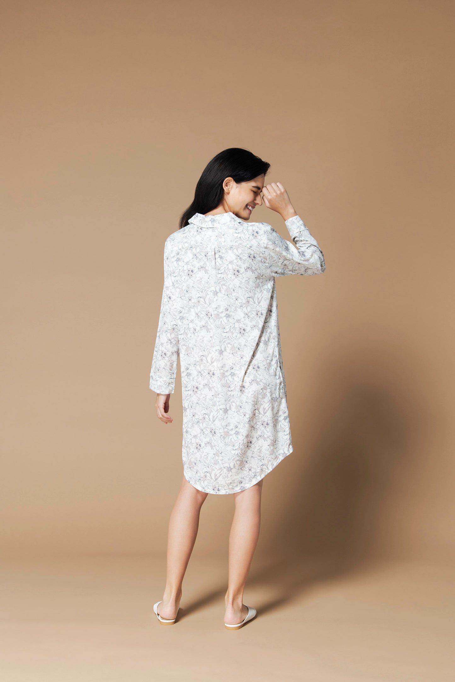 シルクタッチ アンベラタム 花柄パジャマ(ワンピース)