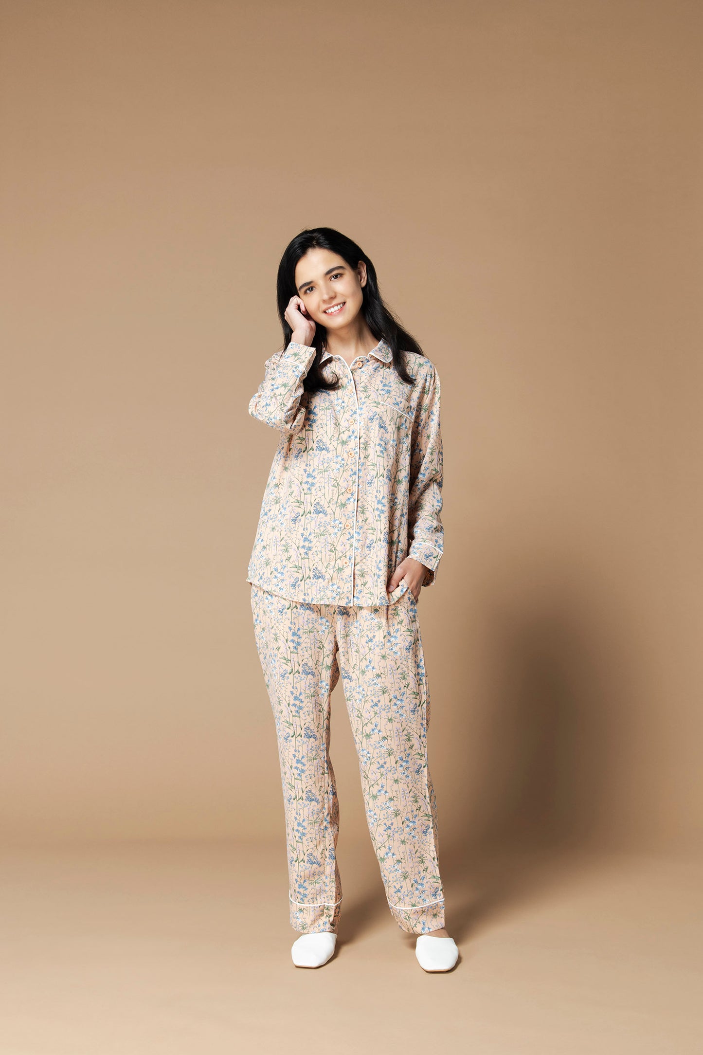 シルクタッチ レトロファリナセア 花柄パジャマ(トップス)