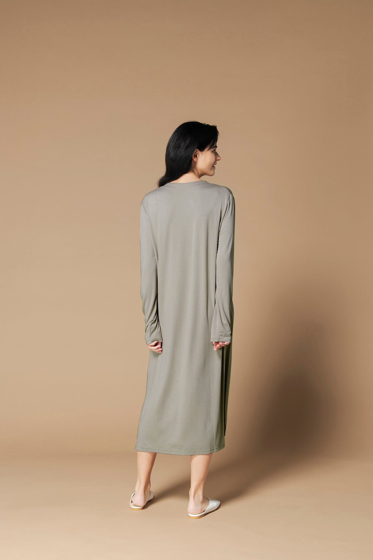 ソフトモダール ヘンリーシャツワンピース