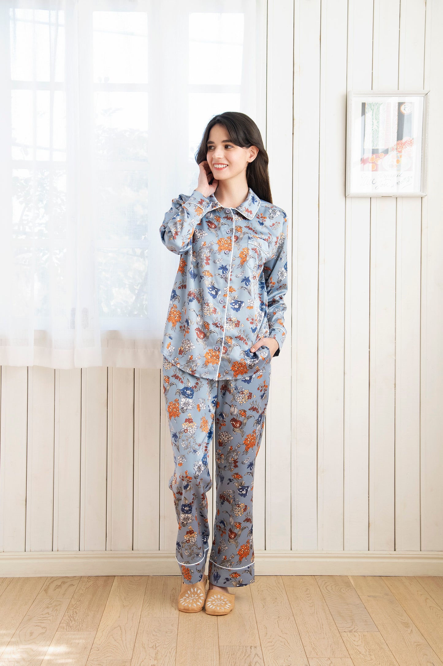 シルクタッチ サテンフラワー 花柄パジャマ（トップス）