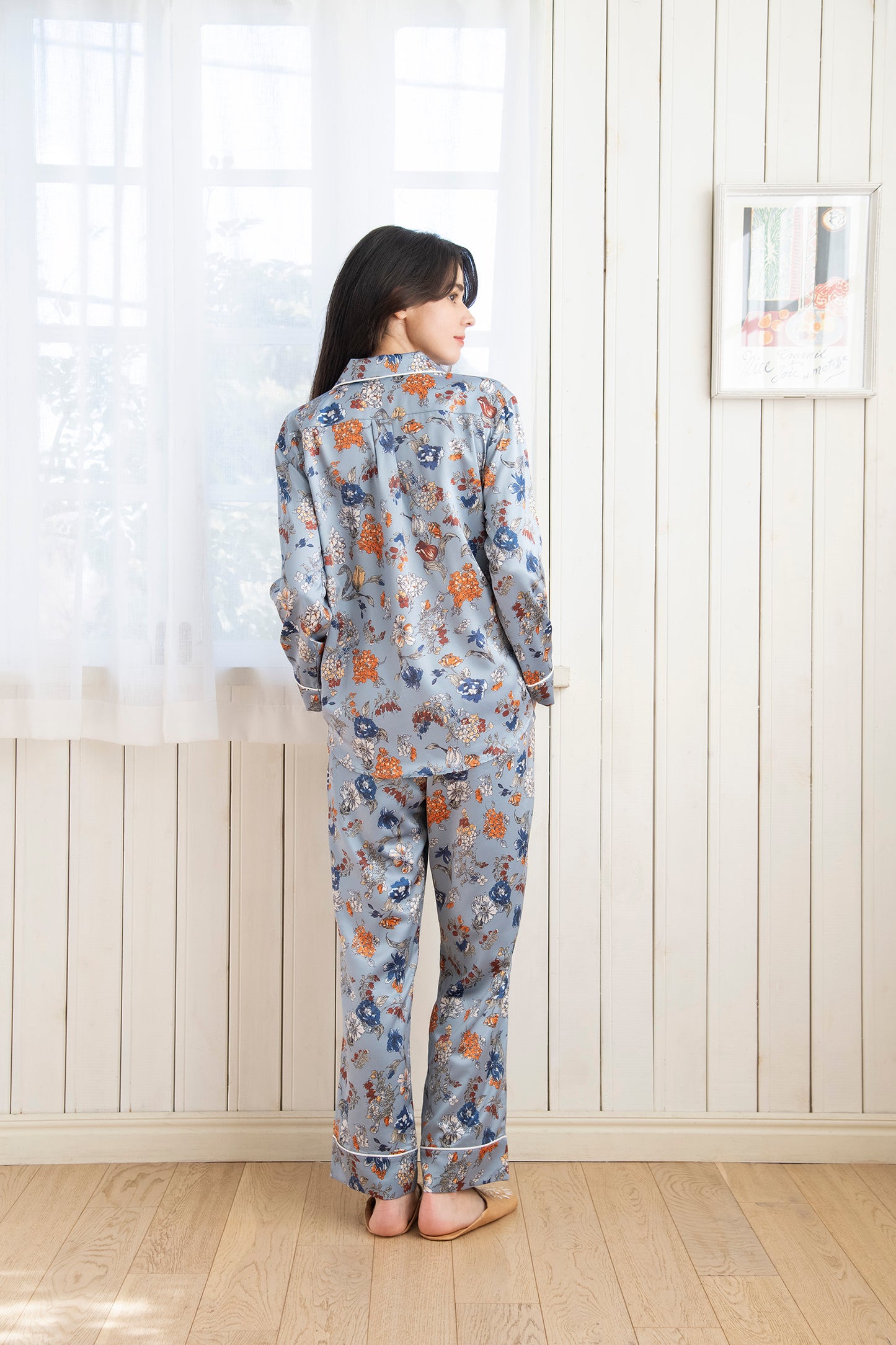 シルクタッチ サテンフラワー 花柄パジャマ（トップス）